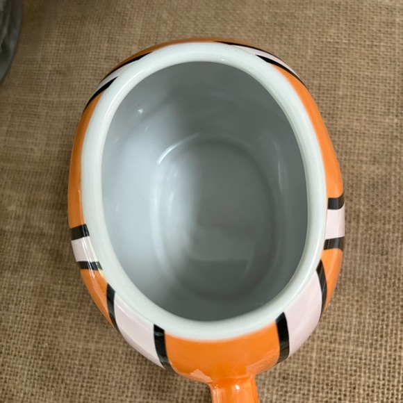 Disney Finding Nemo mug - Picture 5 of 6